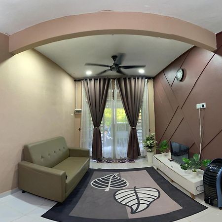 Macang Naufa Homestay 2 3R3B Machang מראה חיצוני תמונה