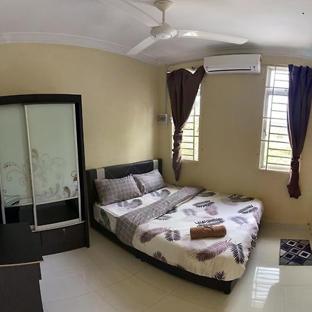 Macang Naufa Homestay 2 3R3B Machang מראה חיצוני תמונה